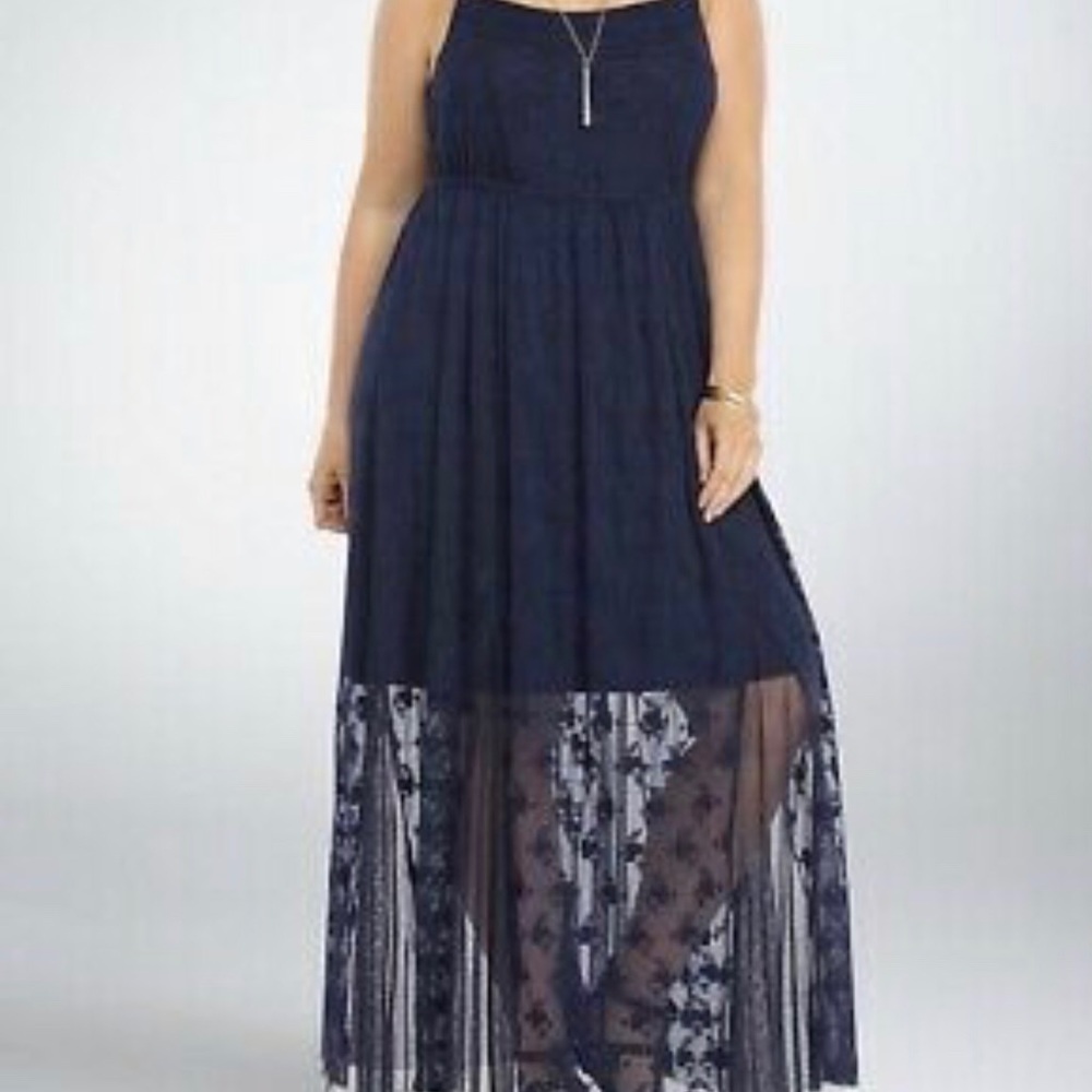 Torrid 3 Navy blue all lace